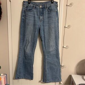American Eagle 90s Flare distressed jeans